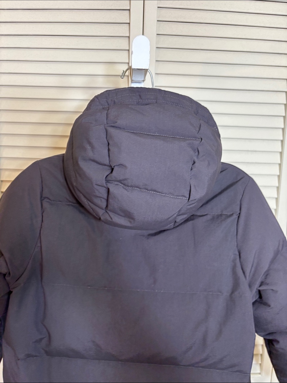 Patagonia Boys Black Quilted Hooded Down Puffer Jacket Medium (Size 10) - Picture 4 of 9